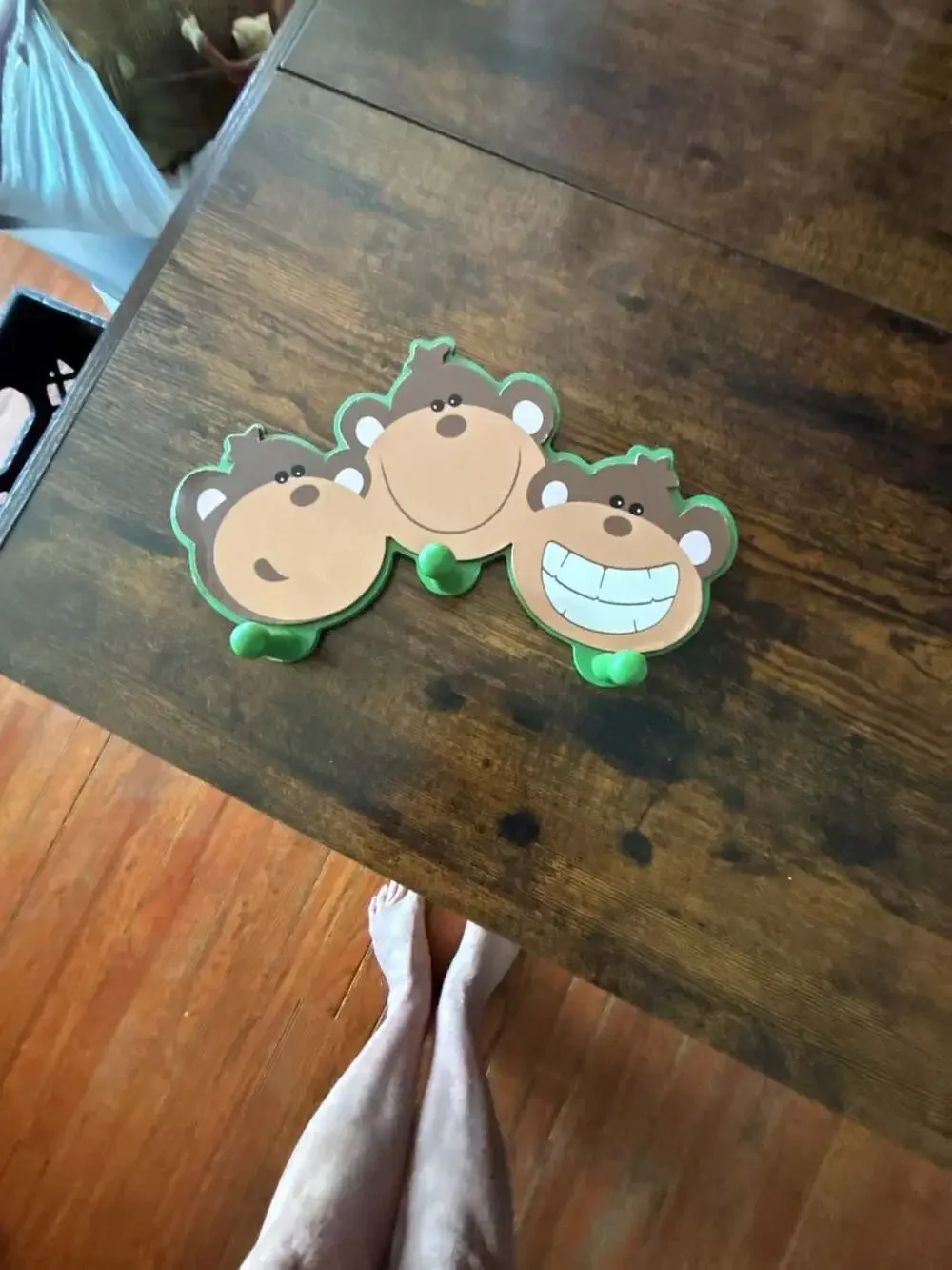 New Classic Toys Monkey 3-Peg Wall Mounted Wooden Coat Rack for Kids Nursery
